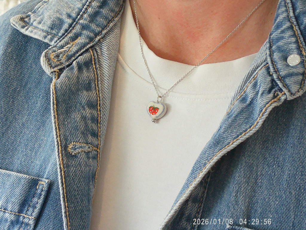 Flower design ceramic white heart charm with silver tone chain necklace (red)